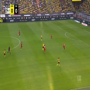 Borussia Dortmund [1]-0 Eintracht Frankfurt: Marco Reus 23'