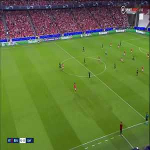 Benfica - Bayern München - Manuel Neuer great save 32’