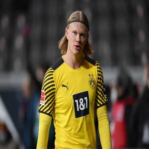 [Fabrizio Romano] Erling Haaland: “Borussia Dortmund are now pushing me to make a decision about things… but I just want to play football. That probably means that I will soon have to get things started”, he told @JanAageFjortoft. 🟡🇳🇴 #BVB “I never spoke until now to respect the club”, he said.