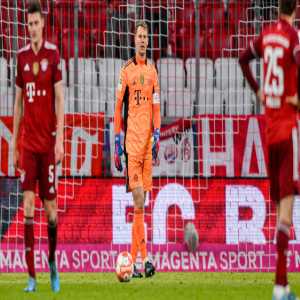 [FC Bayern] Manuel Neuer underwent successful surgery on his right knee on Sunday. Therefore, FC Bayern will be without our captain in the upcoming weeks. Wishing you a speedy recovery, Manu!