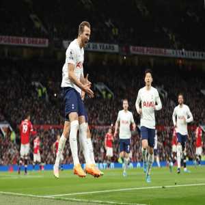 [Statman Dave] Most goals scored away from home in Premier League history: 1- Harry Kane (94) 1 - Wayne Rooney (94) 2- Alan Shearer (87) 3- Frank Lampard (85). Harry Kane equals Rooney's record, in 105 fewer games.