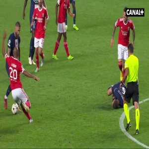 Enzo Fernández yellow card vs PSG