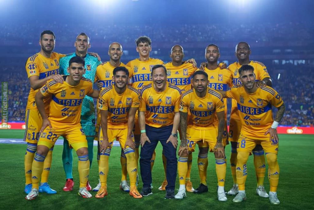 Is Rob Schneider the cheesiest Tigres UANL fan?