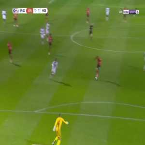 Luton [2]-1 Middlesbrough - Carlton Morris penalty 67'